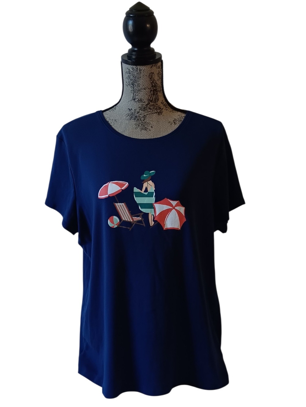 The Croft & Barrow women's navy short-sleeve beach graphic print top in size XXL